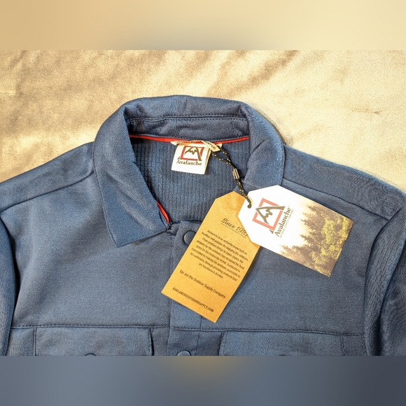 NWT Avalanche Men’s Blue Medium Long Sleeve Button (Snap) Down Thermal Shirt - Picture 2 of 7